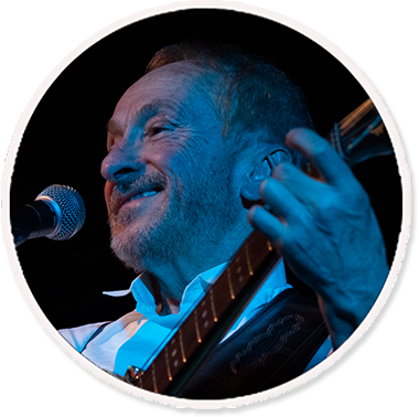 WHO'S A BUSY B THEN? - first Bradshaws novel